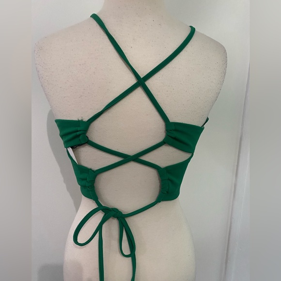 STRADIVARIUS Green Cropped Crossback Top - Size M - NEW - Picture 4 of 4